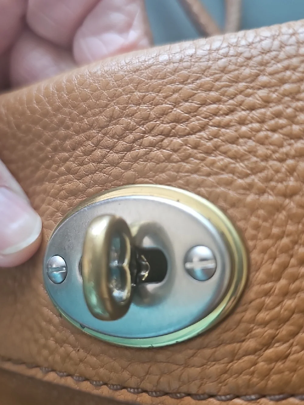 Fossil Turnlock Crossbody Bag Womens‎ Small Brown Cognac Pebbled Leather Size S